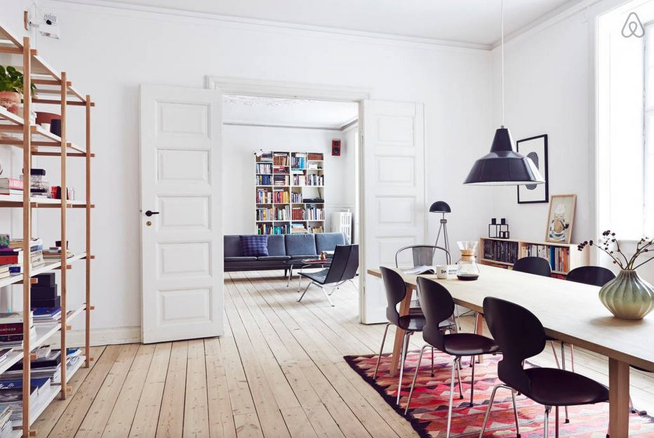 airbnb copenhagen apartment dining room
