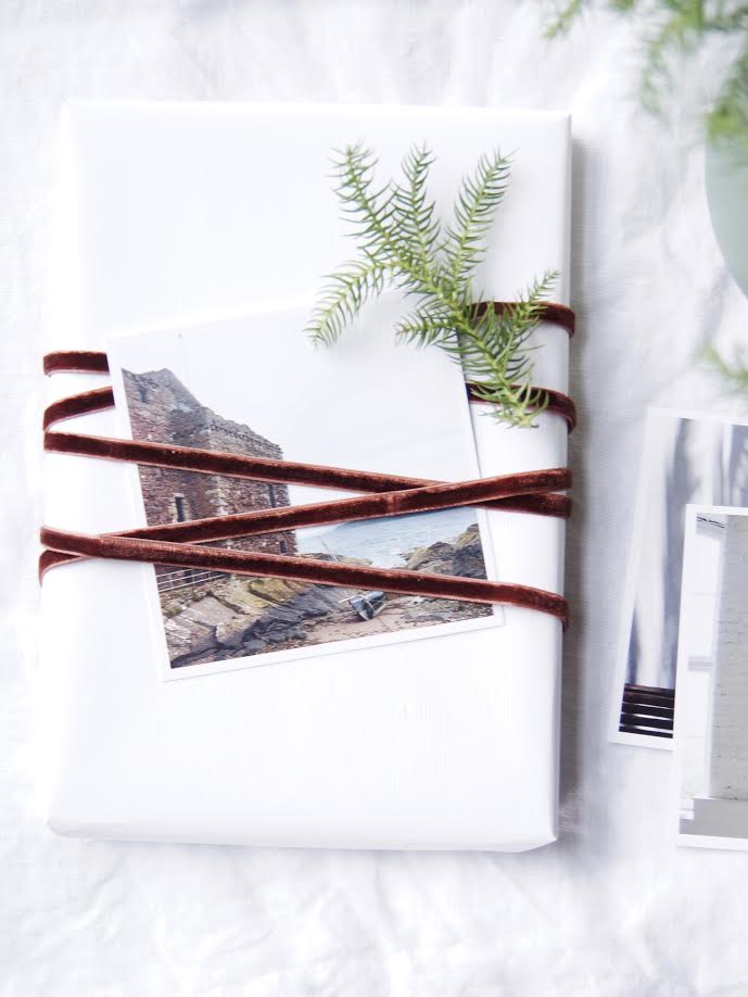 Scandinavian gift wrapping idea