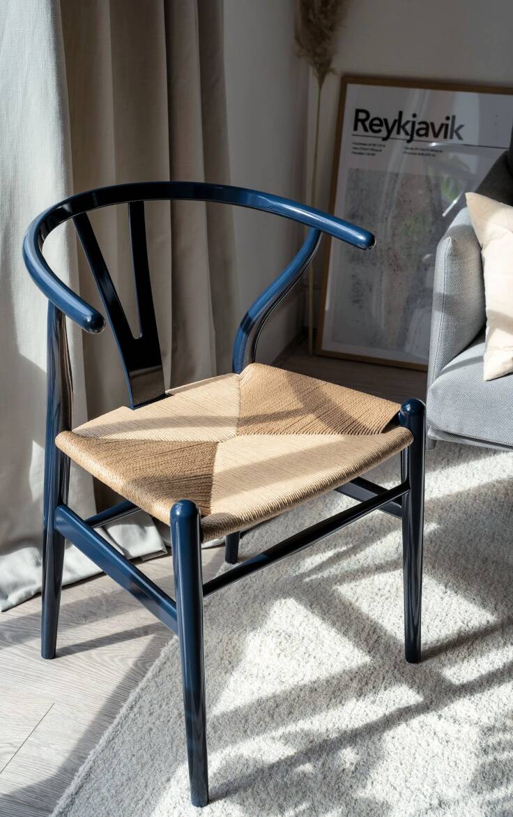 Hans J Wegner Wishbone chair in blue